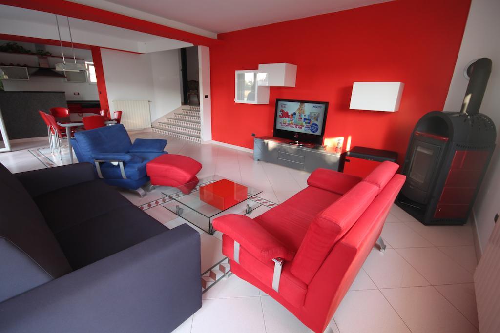 Holiday House Veli Vrh Pula Habitación foto